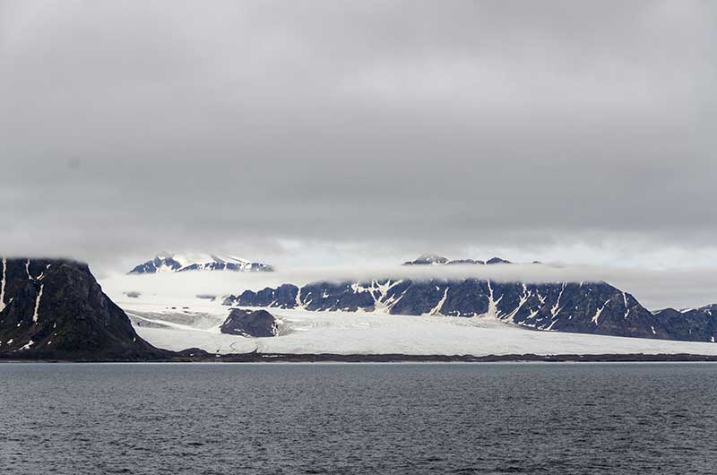 79 - Noruega - islas Svalbard - isla de Spitsbergen - fiordo Kongsfjorden